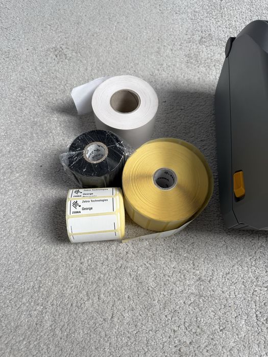 Imprimanta Zebra Thermal Transfer Printer (74/300M) ZD621