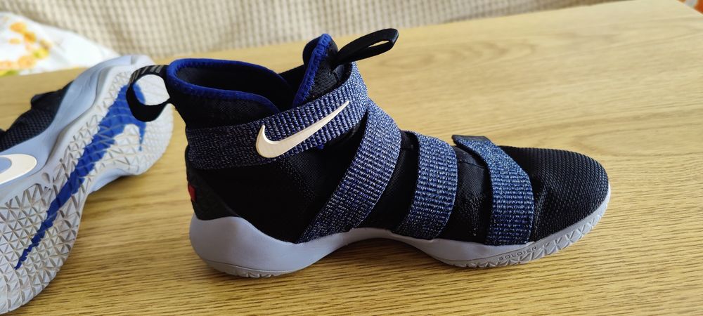 Nike Lebron Soldier 11 Glacier grey баскетболни маратонки