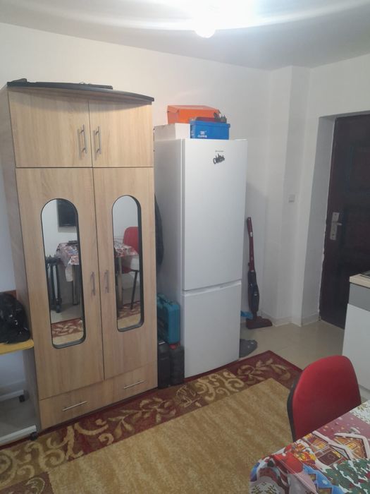 Cameră de cămin în Hunedoara 15 mp dotata cu tot ce se vede 10 mi euro