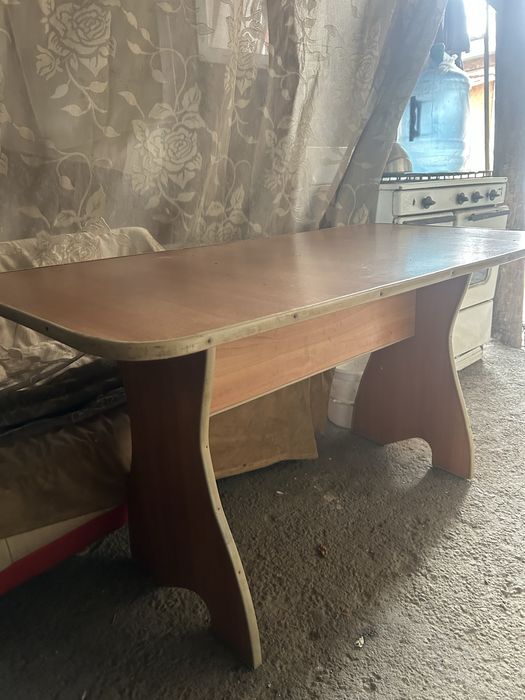 Стол продам 3000тенг