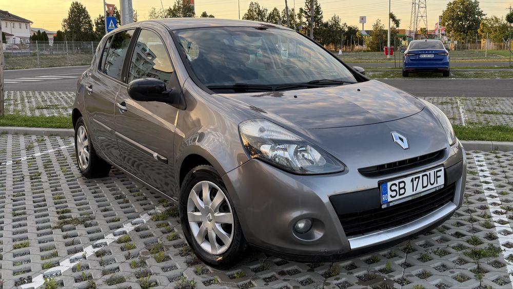 RENAULT Clio 2012 — imagine 2