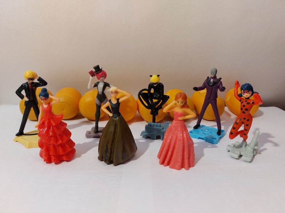 2.  Kinder/ Киндер  играчки цели серии