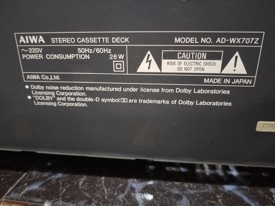 Dublu deck Aiwa model AD-Wx707