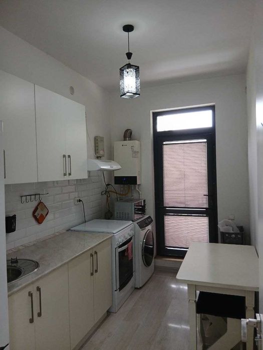 I am renting out a two-room apartment to a foreign family. Аренда.