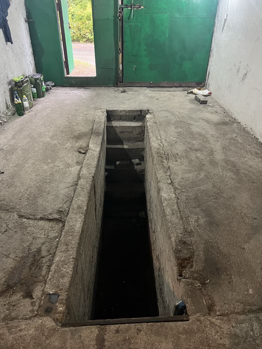 Продается большой гараж