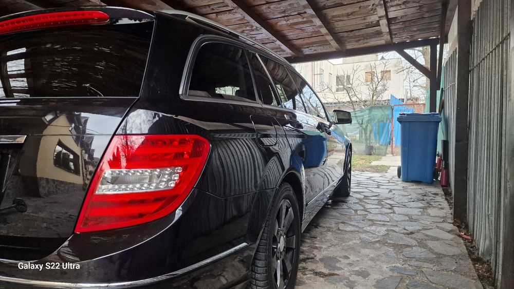 Vând Mercedes c180 impecabil ,proprietar în acte