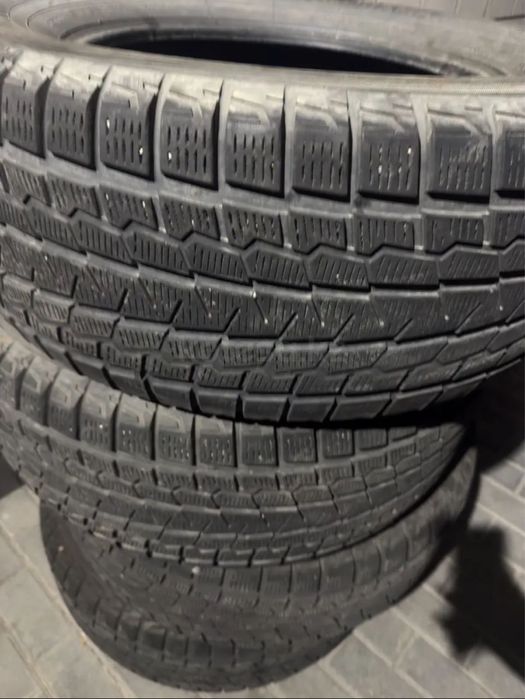 Продам резину на вавто