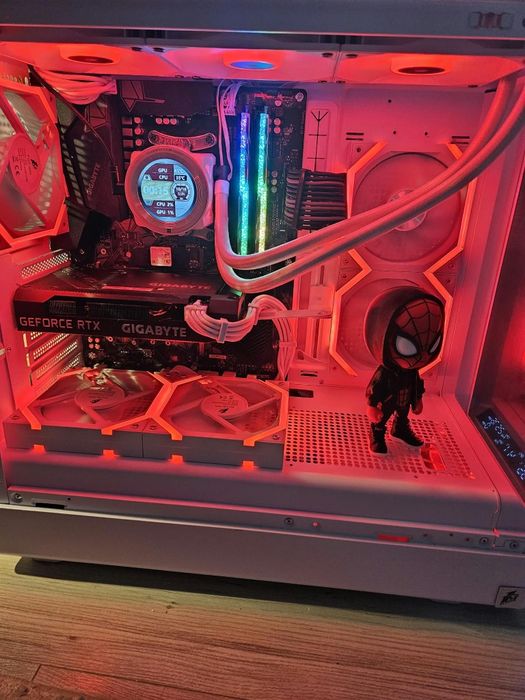 Okazie ‼️ Memorie 16GB Gskill trident royal RGB la 3200mhz !