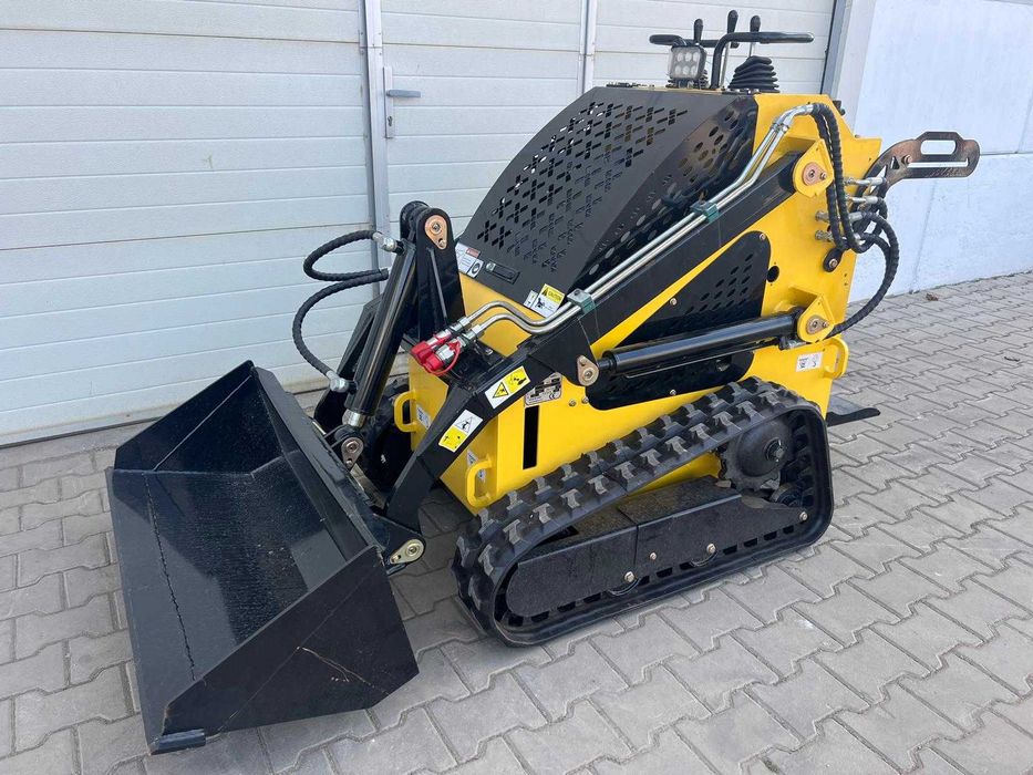 Mini incarcator pe șenile – Nou 2026 – Ridica 350 Kg  + Video