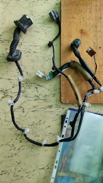 G37 седан door wire harness
