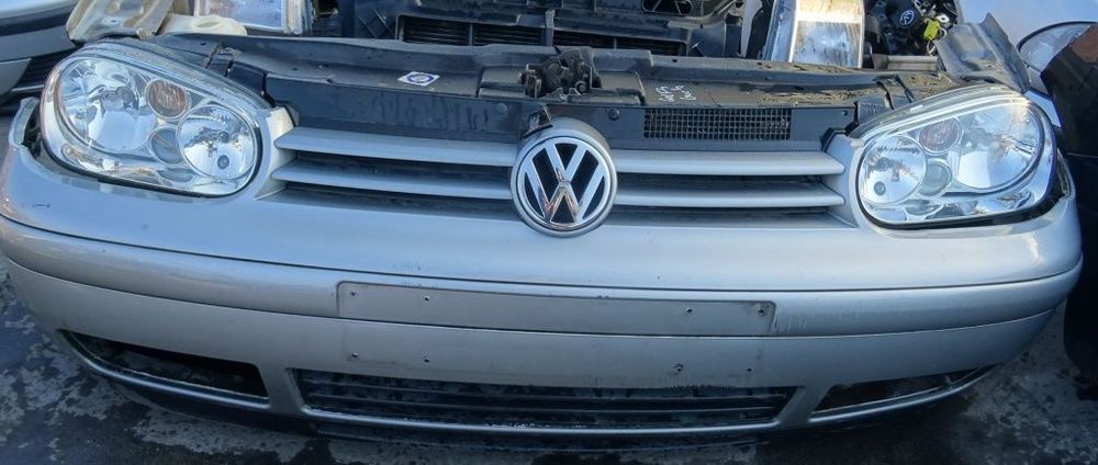 Fata completa Volkswagen Golf 4 din 2000 volan pe stanga