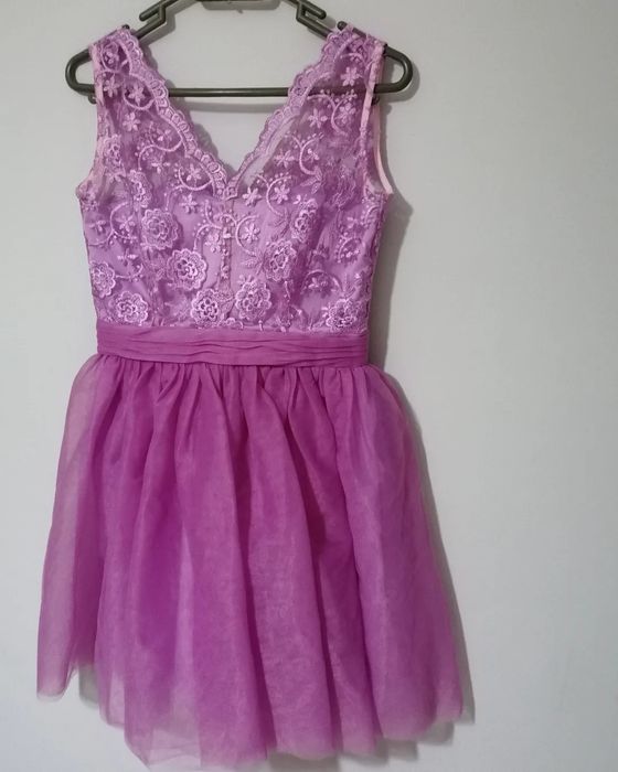 Rochie elegantă mov