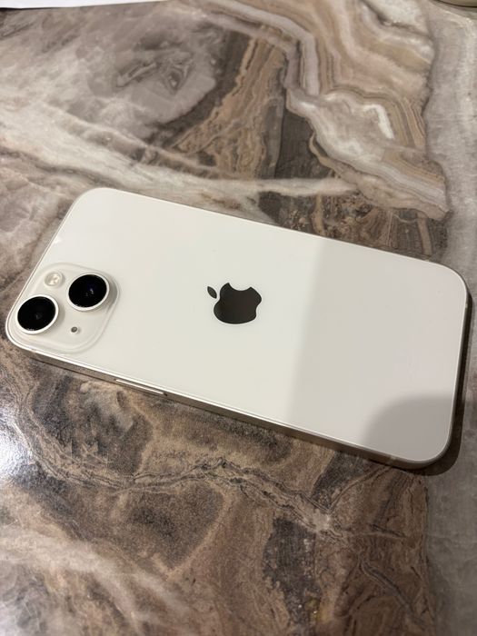 Iphone  14. бял.