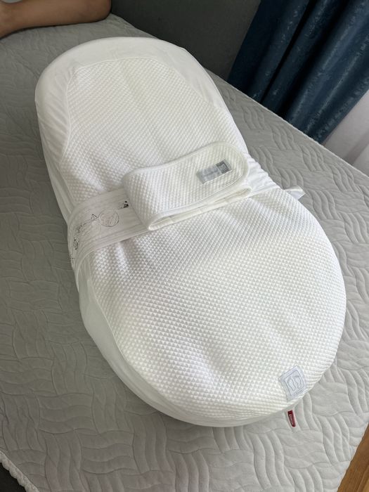 Продам Кокон для новорожденных