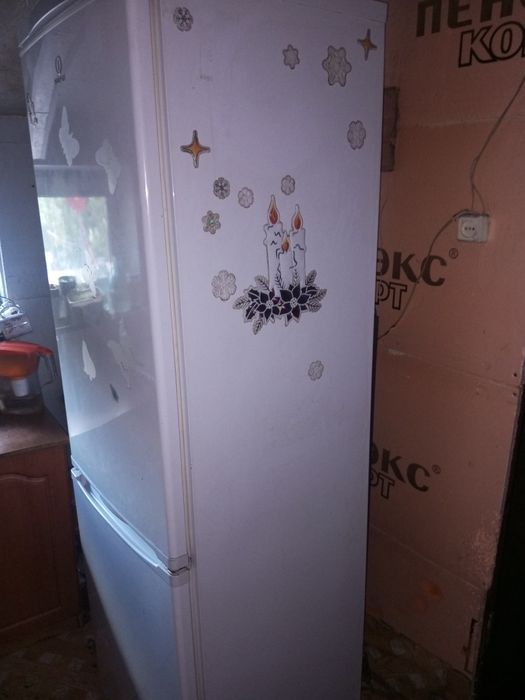Продам холодильник б/у