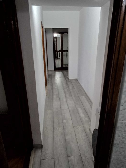 inchiriez 2 camere decomandate M20