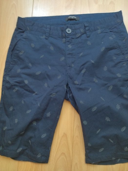 Къси гащи и тениска 170 размер