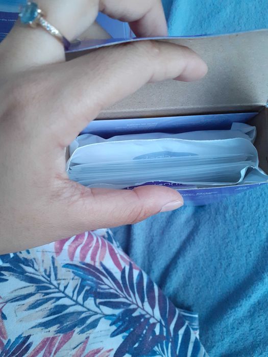 Адаптирано мляко  и пликове за съхранение на кърма