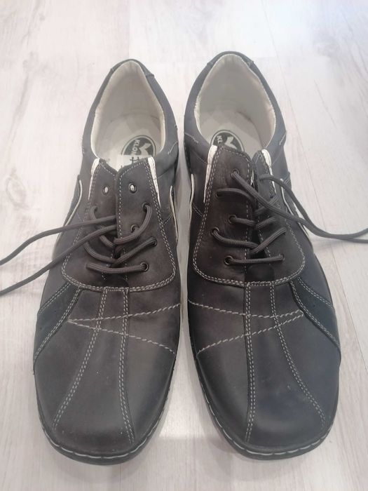 Обувки различни номера