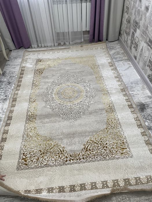 Ковер б/у размер 150/230