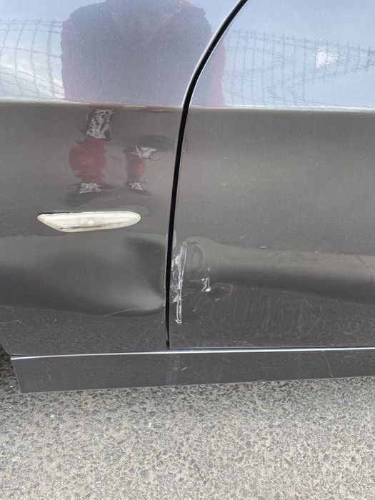 Vând BMW e 90 an 2008