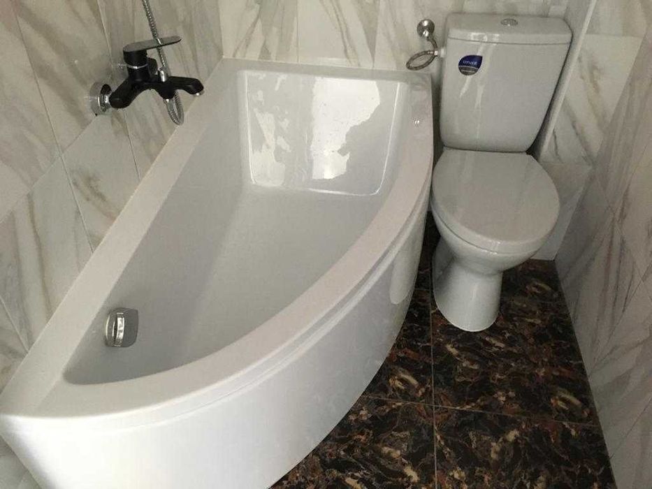 Vând două căzi Besko Praktika asimetrice noi, cu dimensiunile 140/70