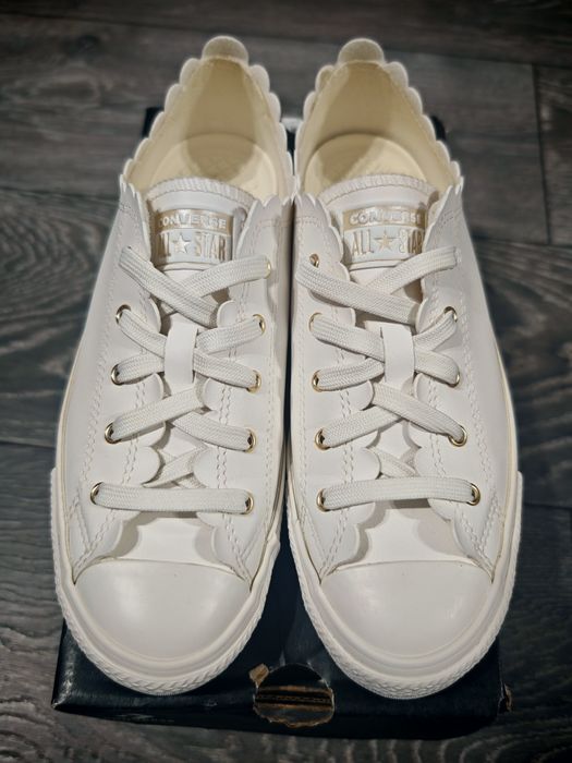 Vând Converse All Star