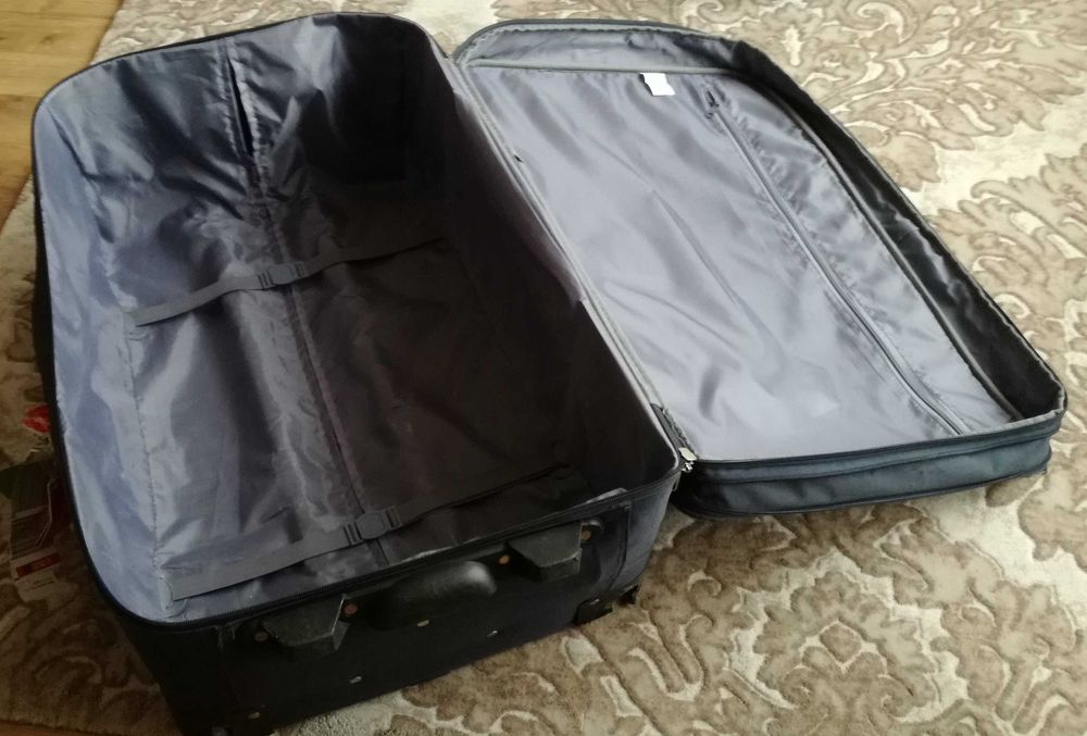 куфар 100литра, LAMBERTAZZI MARY 72CM; с дефект счупено 1 колелце