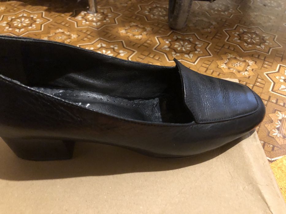 Кожаные туфли в идеальном состоянии