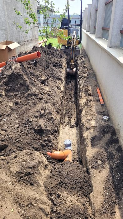 Excavări săpături demolari miniexcavator  picon escavator fosa septica