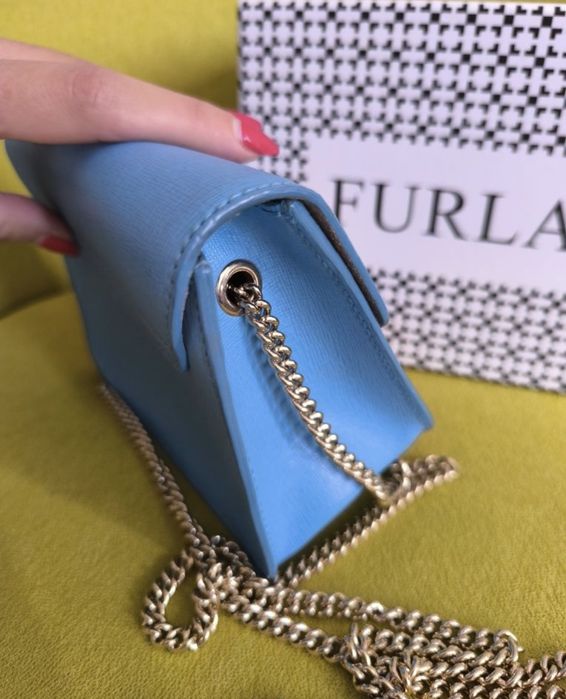 Furla metropolis