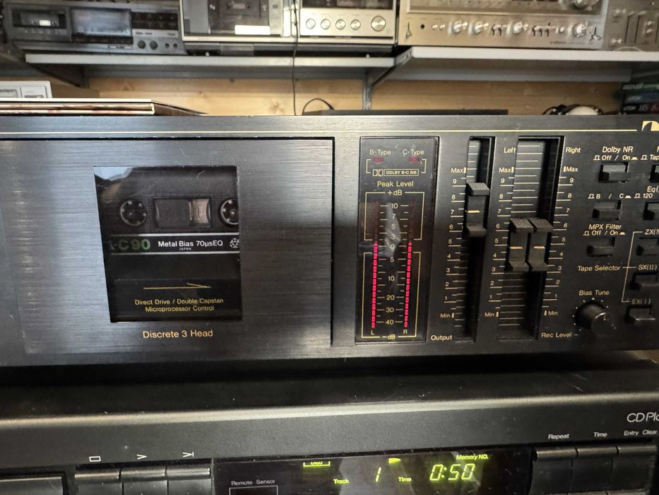 Nakamichi BX 300 E si Nakamichi CD-Player