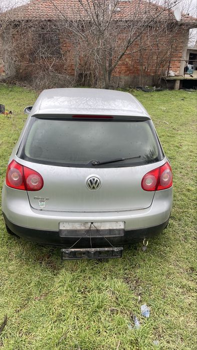Vw Golf 5 1.6FSI на части!!!