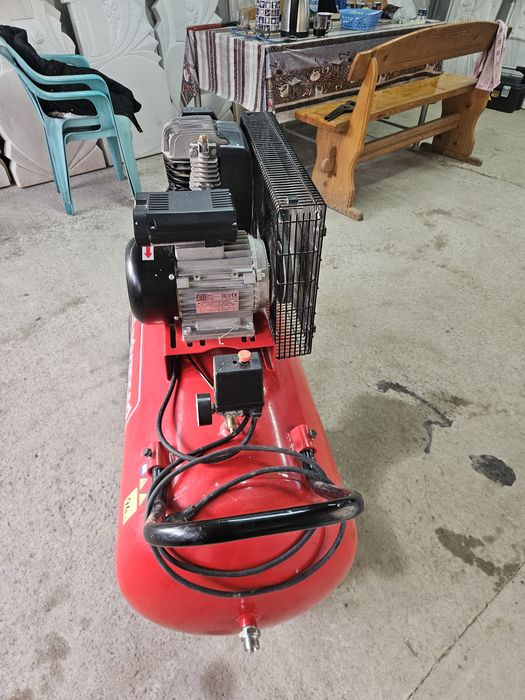 Compresor de aer Fini 200l