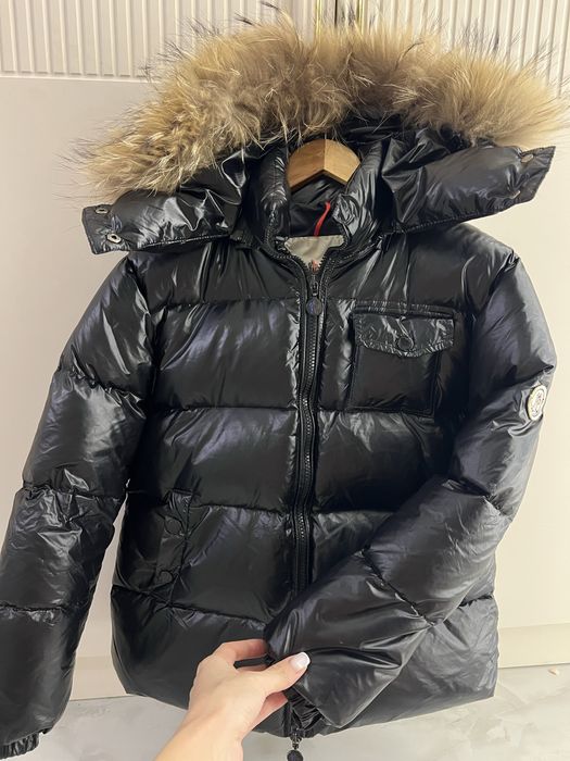 Продам куртку Moncler