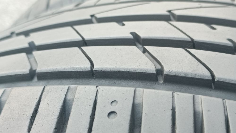 235/60/18 Hankook