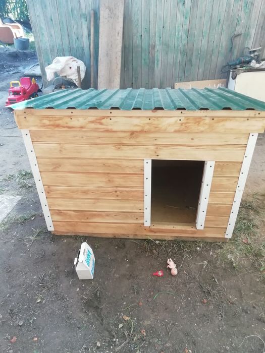 Продажа собачих буток утеплёных