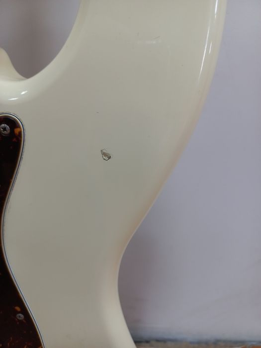 Fender Jazz Bass MiJ AVRI'62 1996 год.