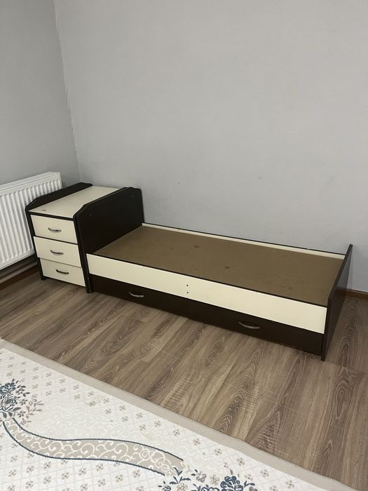 Детскии кровать б/у