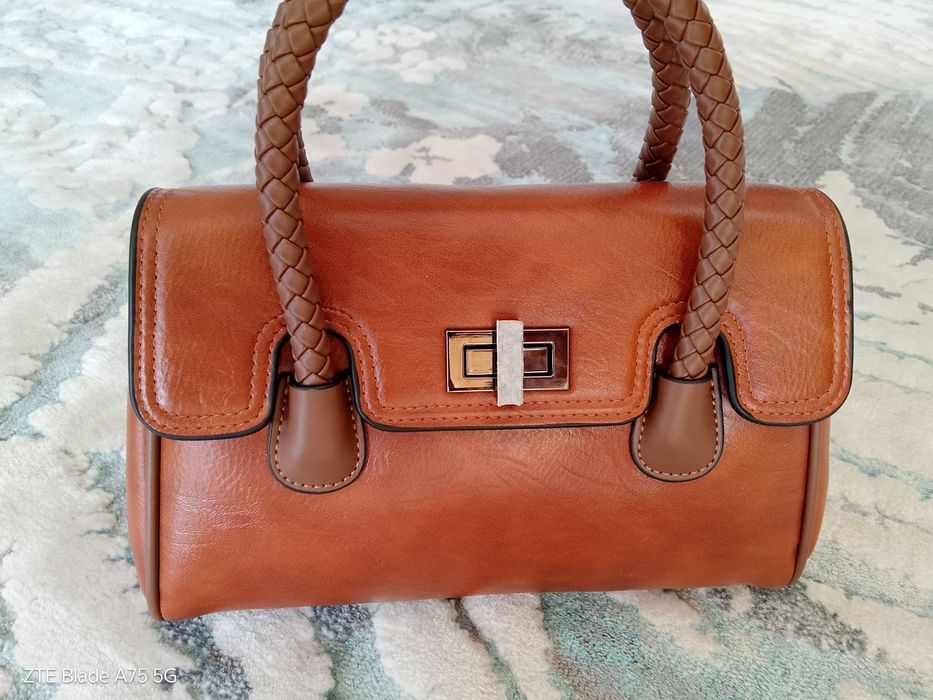 Geanta poseta dama piele naturala noua