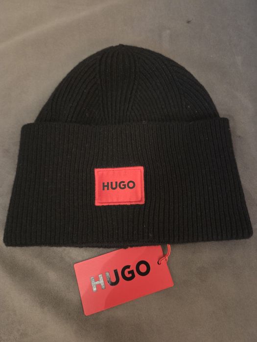Вълнена зимна шапка HUGO