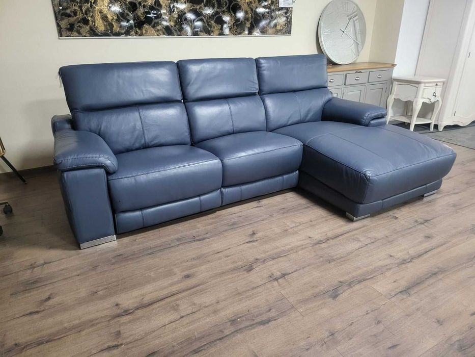 Син кожен ъглов диван Laurence с електрически релакс механизъм