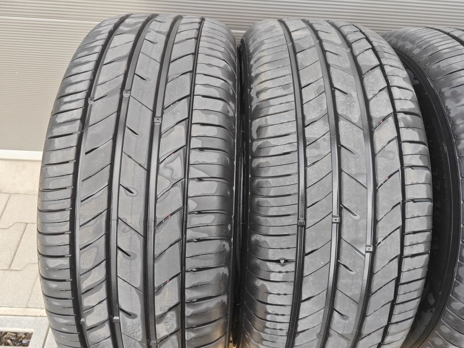 4 бр. Летни, Нови 235/55 /17 Kumho Ecsta HS52-dot 4524