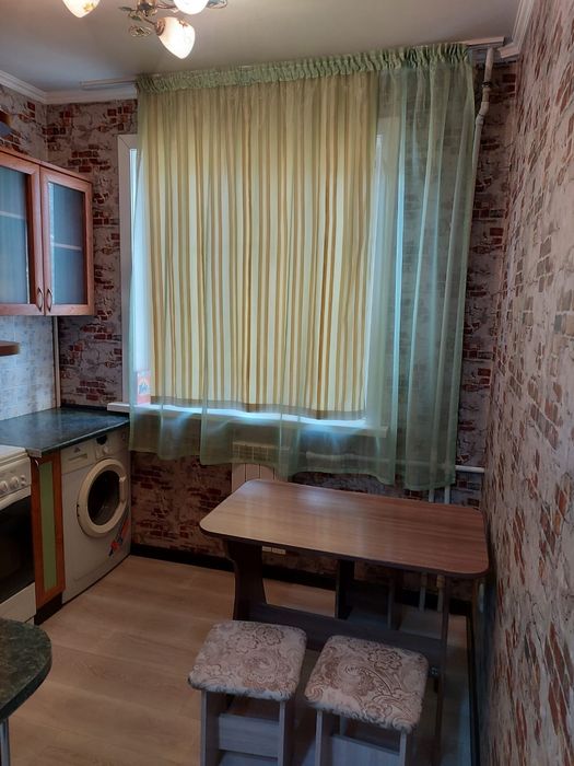 Здам 1 ком квартиру.