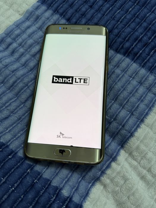Продам на запчасти S6 edge plus