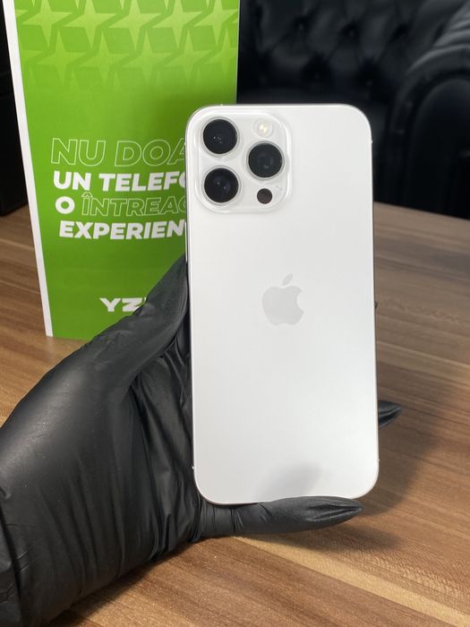 iPhone 16 Pro Max  • 256 GB • White Titanium