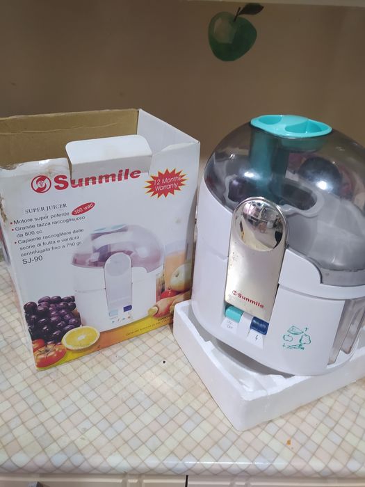 Продам соковыжималку