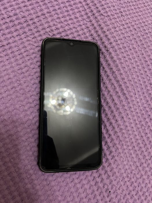 Телефон Oppo A17