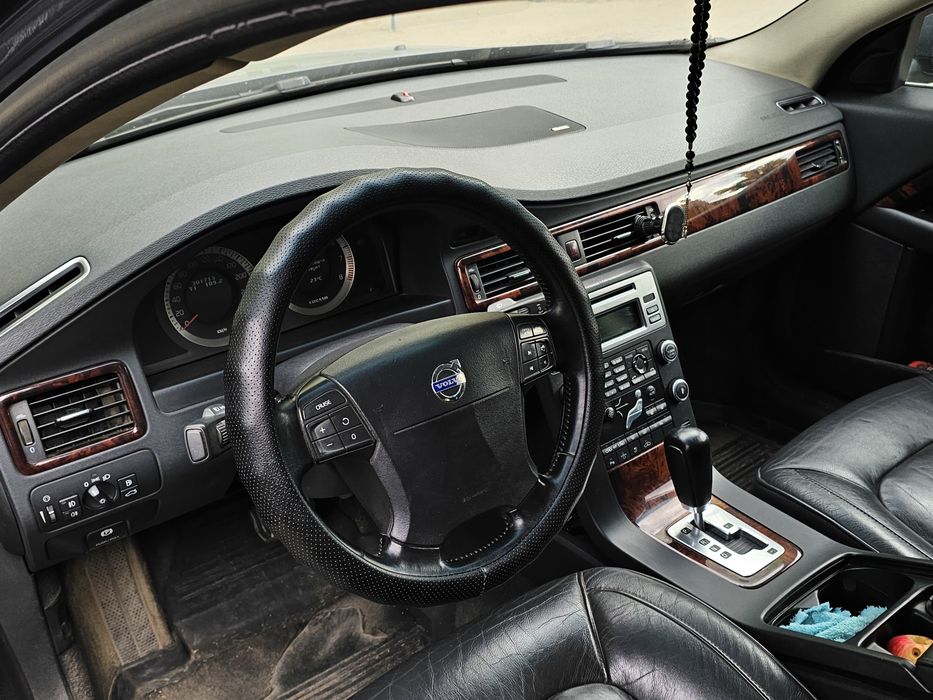 Продам volvo s 80
