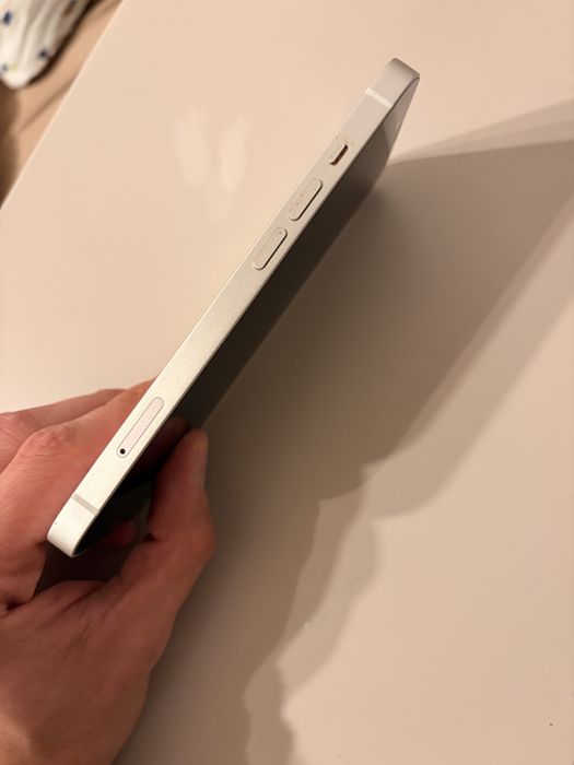 Iphone 13 128gb.